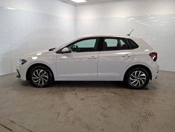 Used Volkswagen Polo 2023 for sale - 75737969: Photo