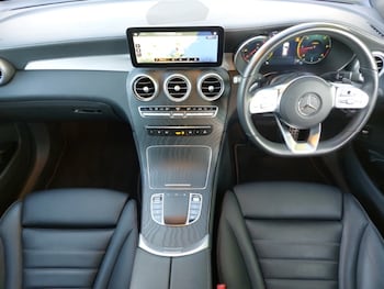 Used Mercedes-Benz GLC 2021 for sale - 75971520: Photo