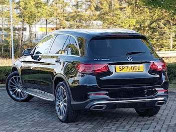 Used Mercedes-Benz GLC 2021 for sale - 75971520: Photo