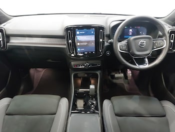 Used Volvo XC40 2024 for sale - 77405946: Photo