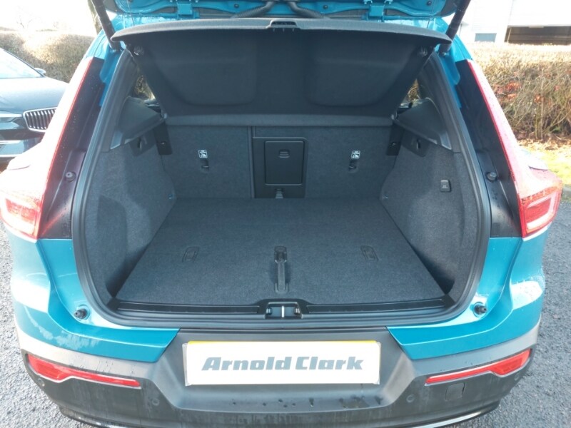 Used Volvo XC40 2024 for sale - 77924258: Photo 8