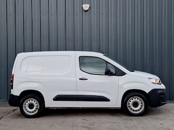 Used Citroen Berlingo 2023 for sale - 76207929: Photo