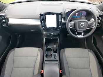 Used Volvo XC40 2023 for sale - 78284280: Photo