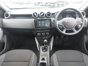 Used Dacia Duster 2023 for sale - 78790613: Photo