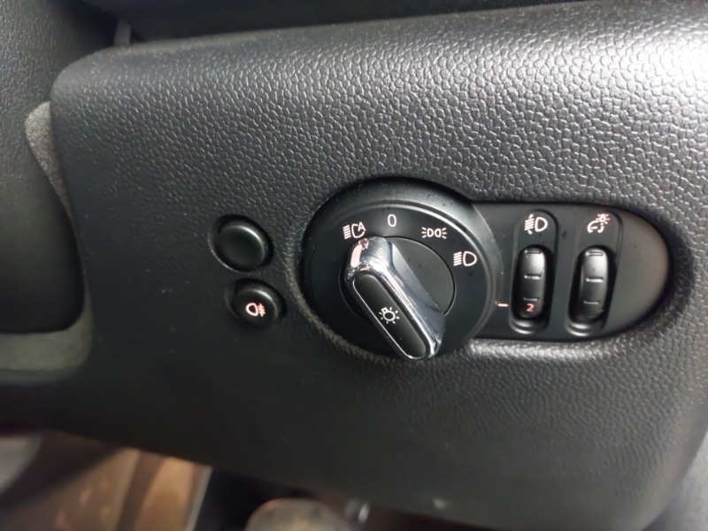 Used MINI Hatch 2023 for sale - 77856350: Photo 10