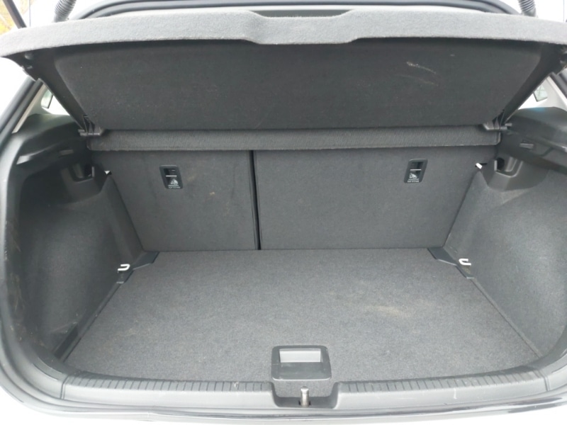 Used Volkswagen Polo 2024 for sale - 77253508: Photo 8