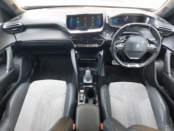 Used Peugeot 2008 2021 for sale - 78522320: Photo