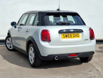 Used MINI Hatch 2020 for sale - 74940071: Photo