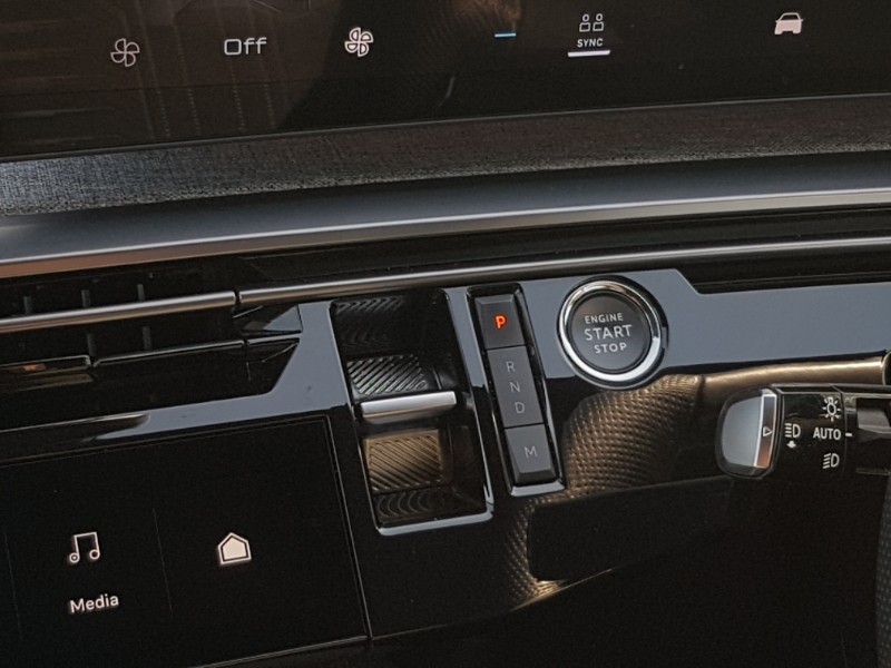 Used Peugeot 3008 2024 for sale - 76321009: Photo 10