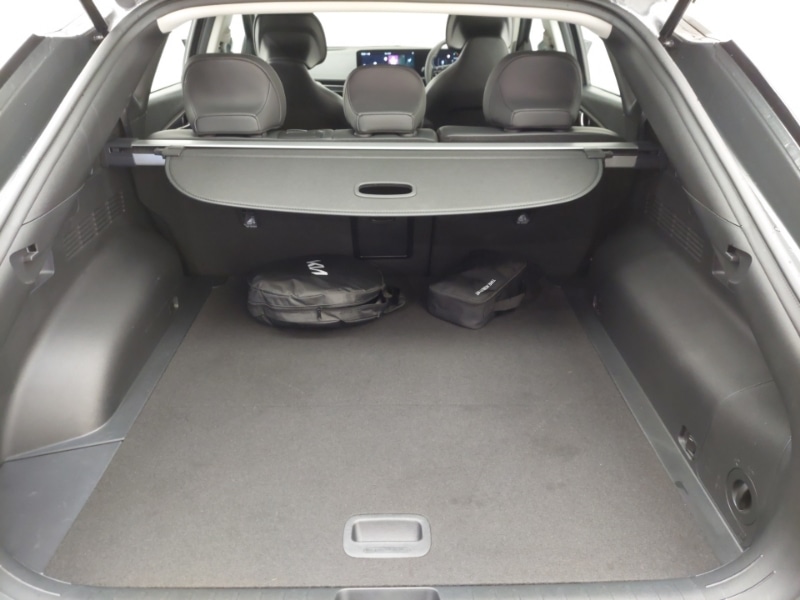 Used Kia EV6 2025 for sale - 77955445: Photo 8