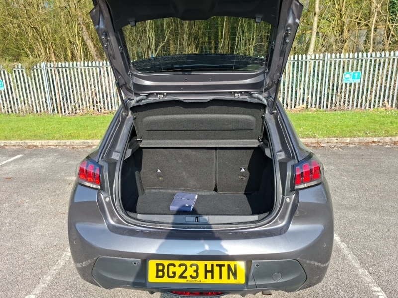 Used Peugeot 208 2023 for sale - 77987541: Photo 8