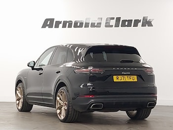 Used Porsche Cayenne 2022 for sale - 78837118: Photo