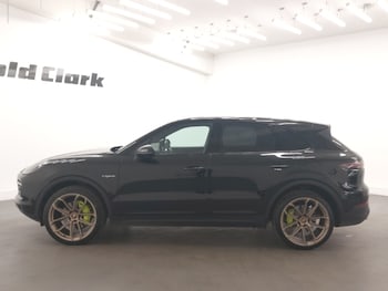 Used Porsche Cayenne 2022 for sale - 78837118: Photo