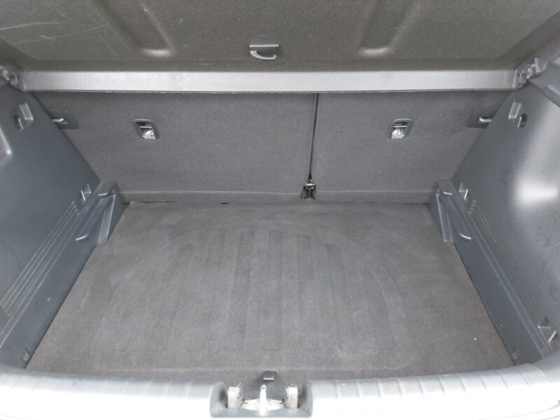 Used Kia Stonic 2021 for sale - 77847936: Photo 7