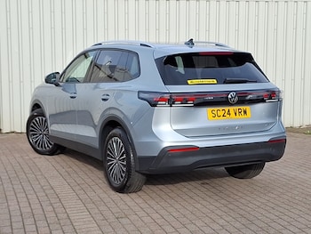 Used Volkswagen Tiguan 2024 for sale - 77756412: Photo