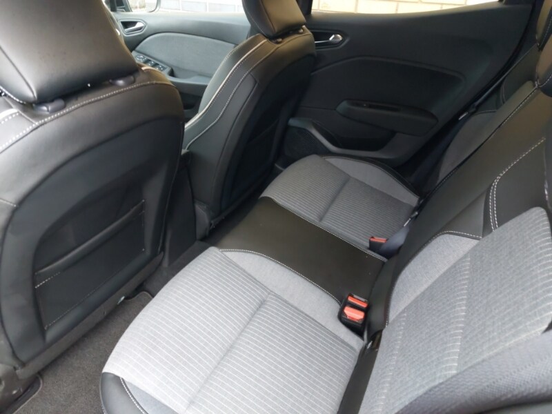 Used Renault Clio 2024 for sale - 77353139: Photo 6