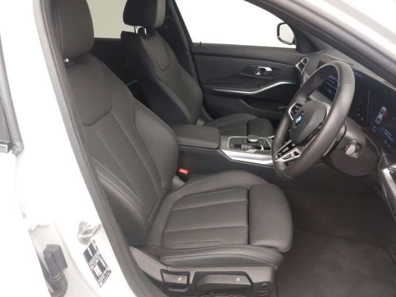 Used BMW 3 Series 2025 for sale - 77907305: Photo 11