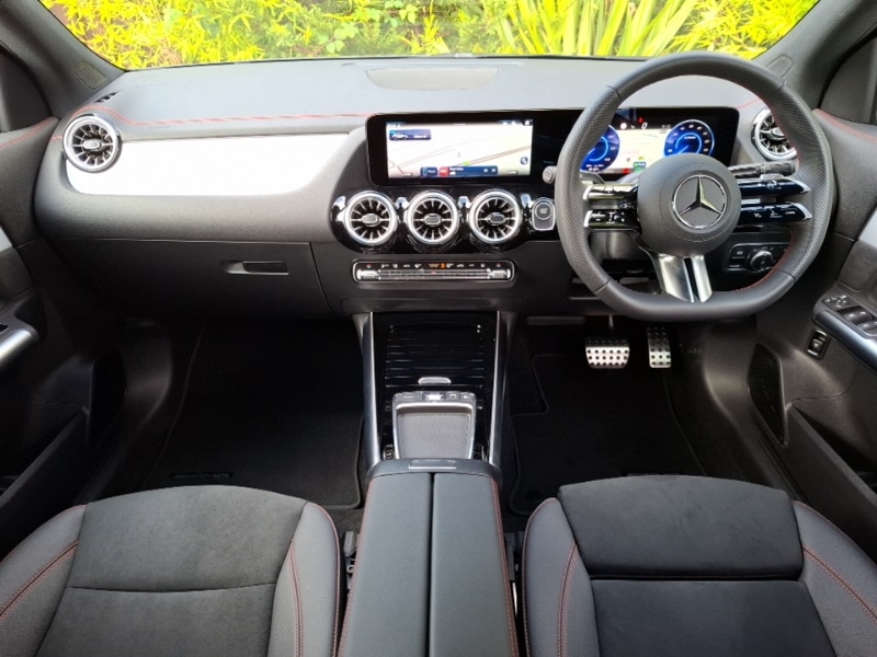 Used Mercedes-Benz EQA 2024 for sale - 76548233: Photo 2