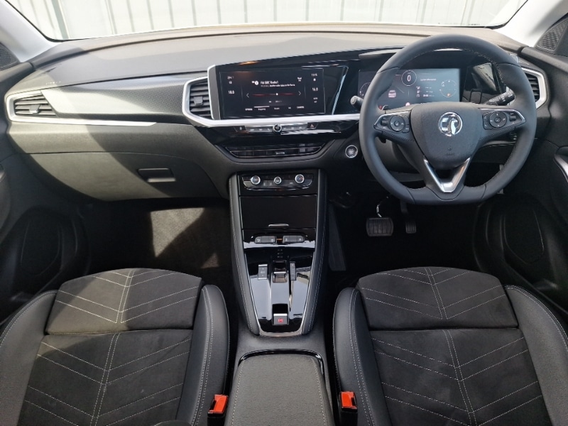 Used Vauxhall Grandland 2024 for sale - 76502581: Photo 2