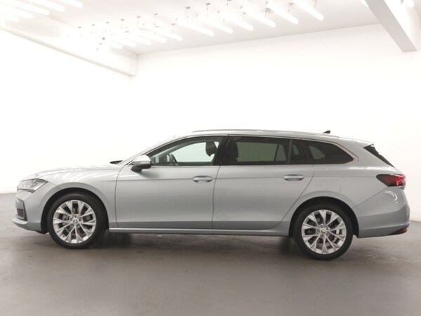 Used Skoda Superb 2024 for sale - 76233200: Photo 4