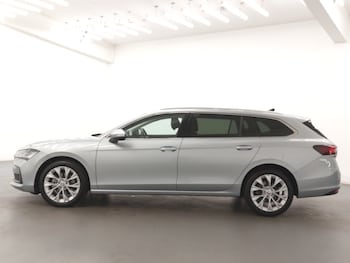 Used Skoda Superb 2024 for sale - 76233200: Photo 4