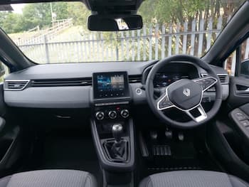 Used Renault Clio 2025 for sale - 79650137: Photo