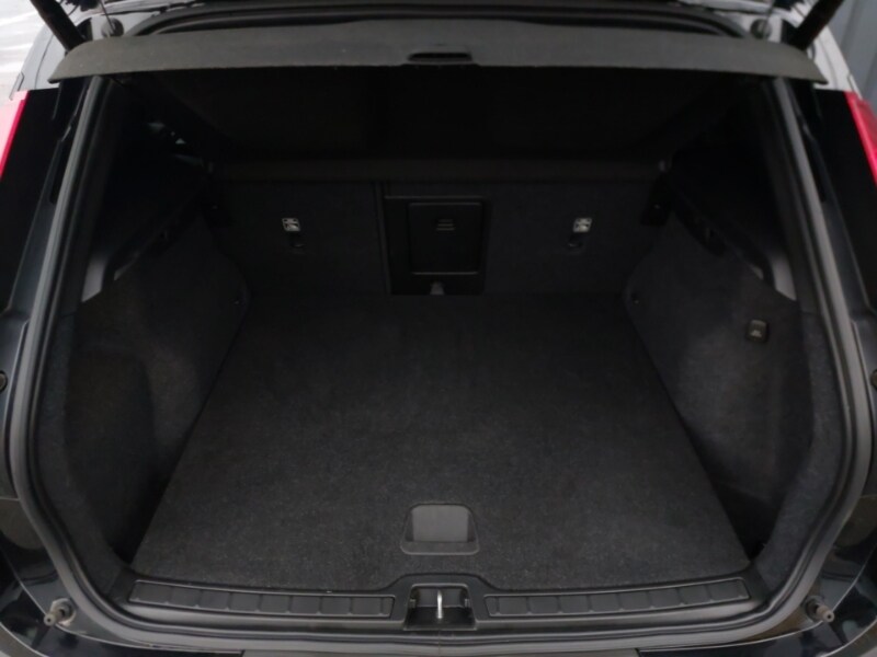 Used Volvo XC40 2021 for sale - 77170079: Photo 8