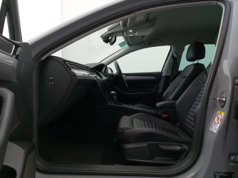 Used Volkswagen Passat 2022 for sale - 77876004: Photo 5