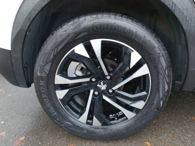 Used Peugeot 2008 2023 for sale - 76885703: Photo 12