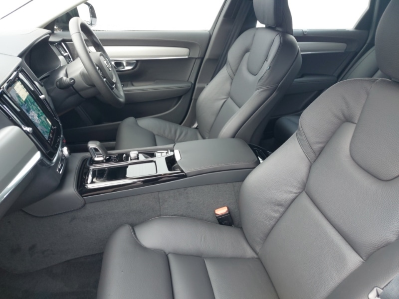 Used Volvo V90 2025 for sale - 77975247: Photo 5