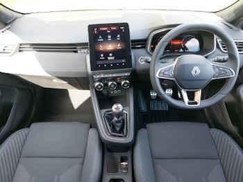 Used Renault Clio 2026 for sale - 79501185: Photo