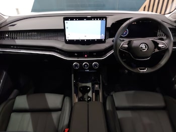 Used Skoda Superb 2024 for sale - 76700416: Photo