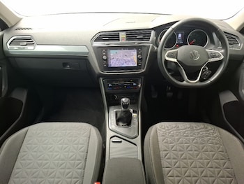 Used Volkswagen Tiguan 2023 for sale - 78872602: Photo