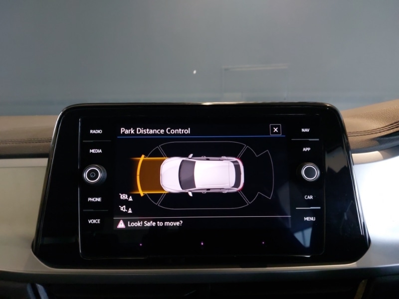 Used Volkswagen T-Roc 2023 for sale - 77695130: Photo 12