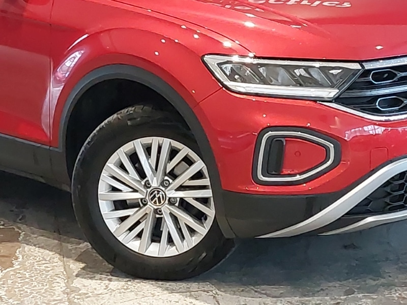 Used Volkswagen T-Roc 2023 for sale - 77695130: Photo 9