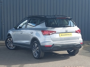 Used SEAT Arona 2024 for sale - 75795833: Photo