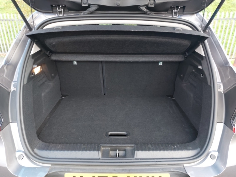 Used Renault Captur 2023 for sale - 76742079: Photo 8