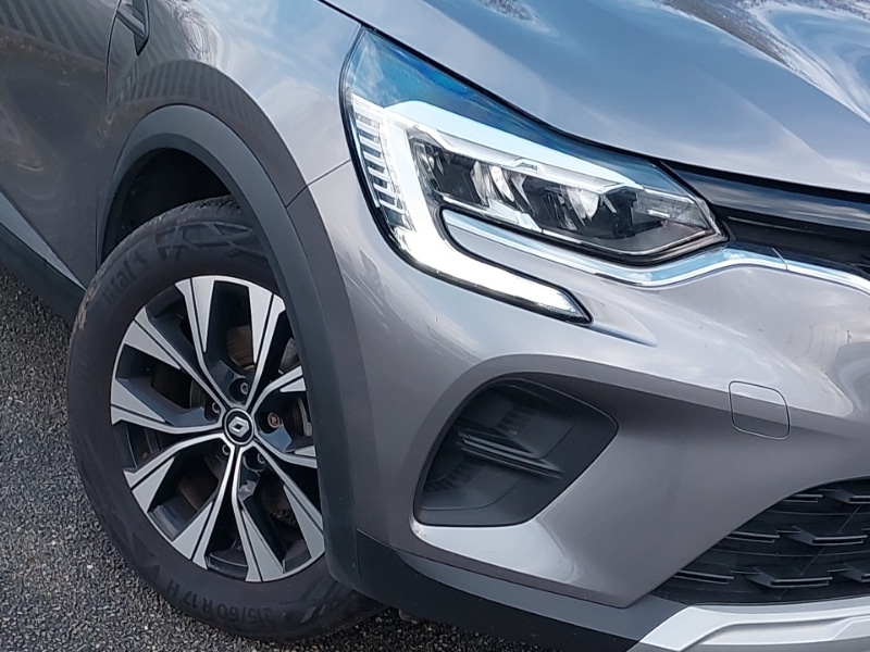 Used Renault Captur 2023 for sale - 76742079: Photo 9