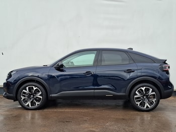 Used Citroen C4 2025 for sale - 76688282: Photo