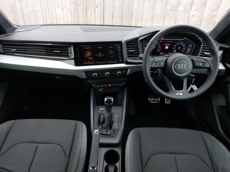 Used Audi A1 2024 for sale - 77160518: Photo 2