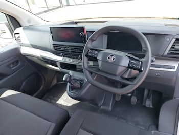 Used Vauxhall Vivaro 2024 for sale - 79538397: Photo