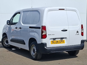 Used Citroen Berlingo 2024 for sale - 79242519: Photo