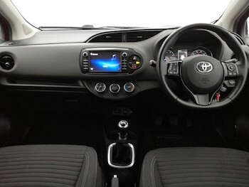 Used Toyota Yaris 2020 for sale - 77924134: Photo