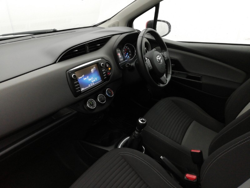 Used Toyota Yaris 2020 for sale - 77924134: Photo 5