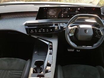 Used Peugeot 3008 2024 for sale - 77290206: Photo