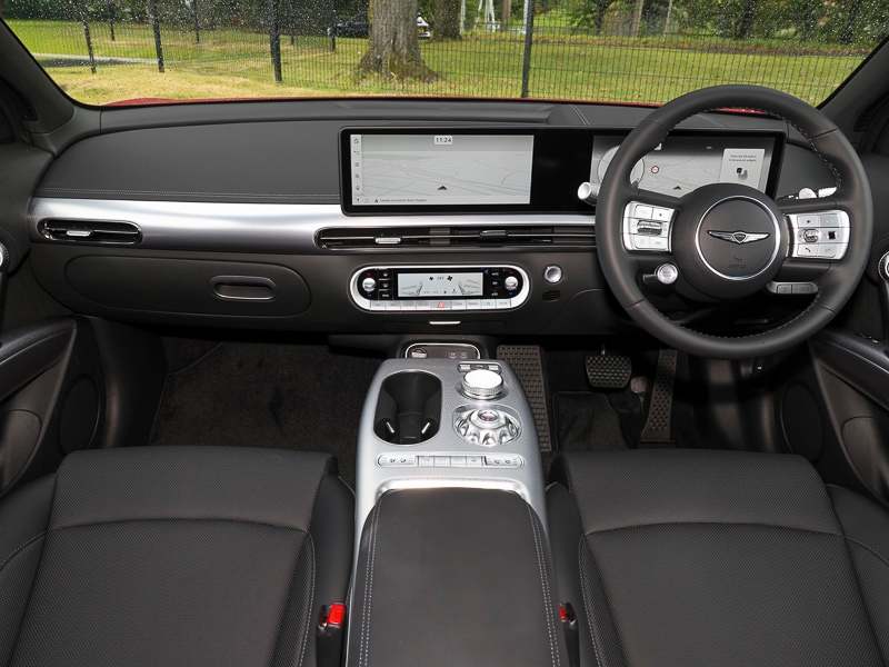 Used Genesis GV60 2025 for sale - 76552987: Photo 2