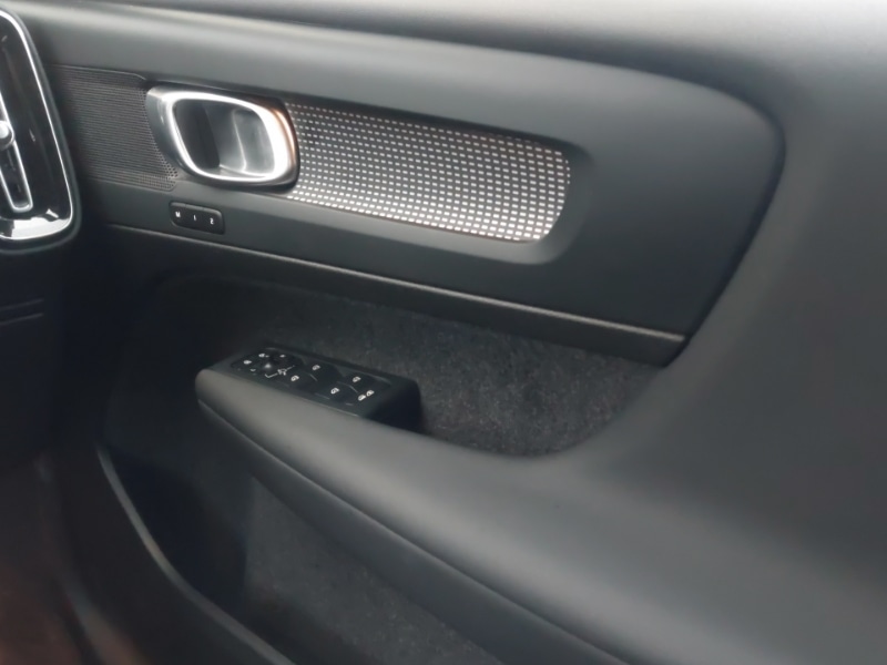 Used Volvo XC40 2024 for sale - 76375154: Photo 10