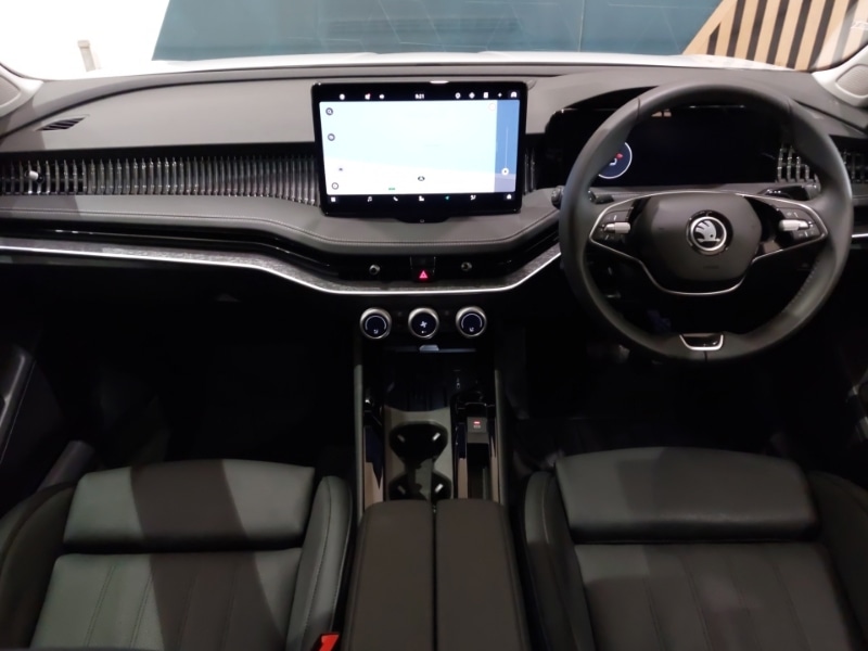 Used Skoda Superb 2024 for sale - 76419092: Photo 2