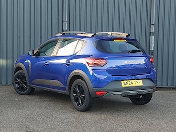 Used Dacia Sandero Stepway 2024 for sale - 76741892: Photo