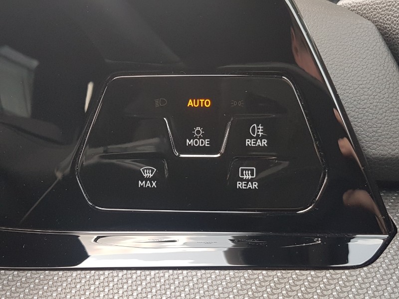 Used Volkswagen Golf 2024 for sale - 76849432: Photo 11